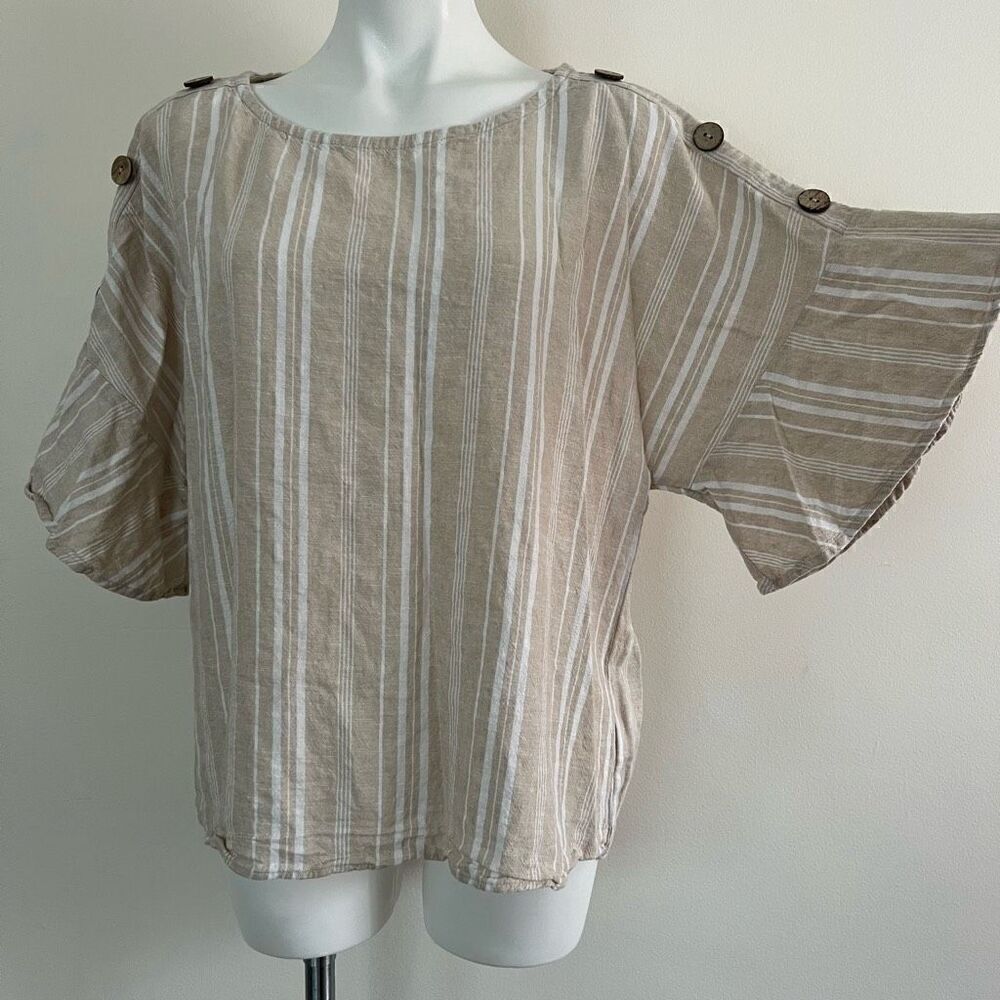 Ellen Tracy Linen Blend top ruffle sleeve